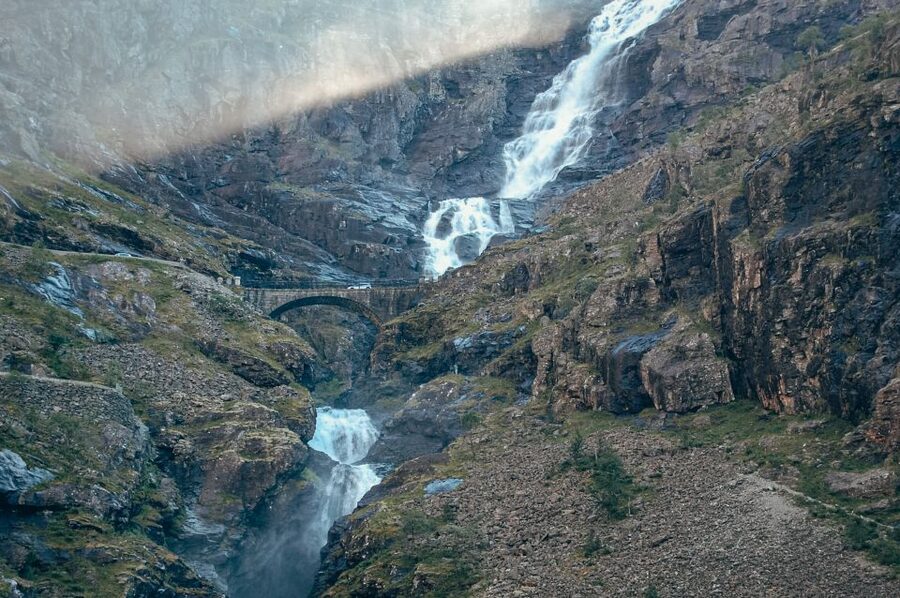 From Ålesund: Trollstigen Sightseeing Village & Fjord Tour - Why this six-hour Ålesund tour is worth your day