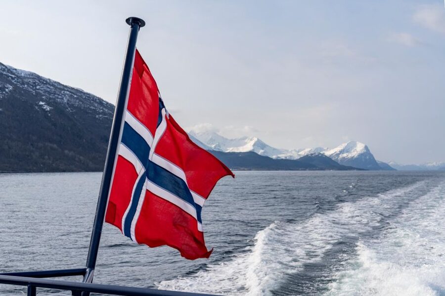 From Ålesund: Winter Fjord Cruise to Geirangerfjord - Practical advice for a smoother day