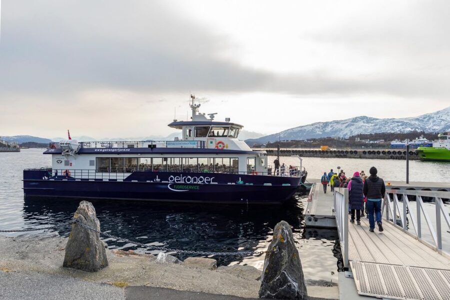 From Ålesund: Winter Fjord Cruise to Geirangerfjord - Why the off-season fjord feels different