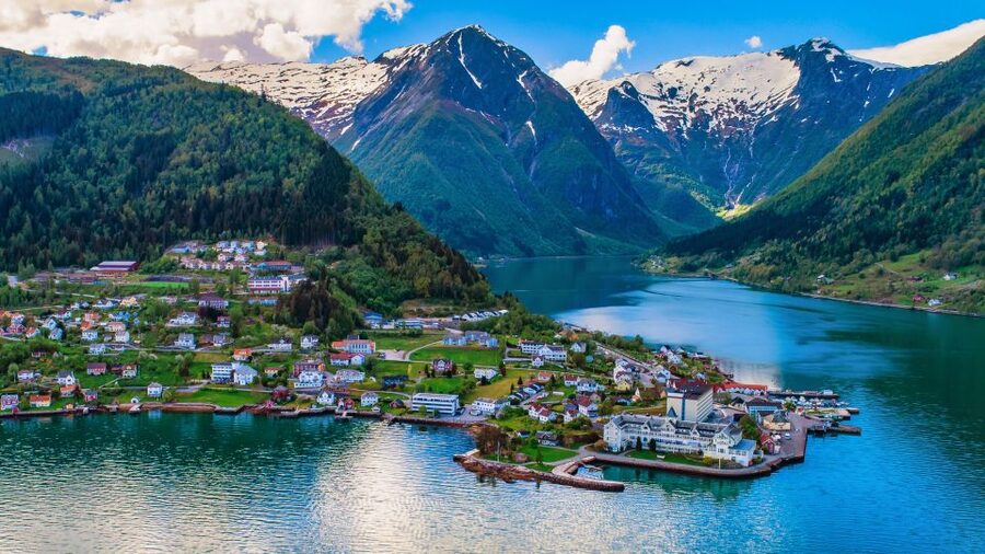 From Bergen: Flam Full-Day Cruise to Sognefjord - Leaving Bergen from Strandkai Terminal
