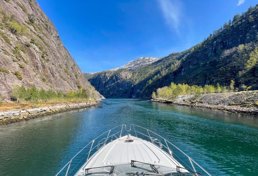 From Bergen: Modalen Private Fjord Cruise with Waterfalls - What the private price buys you