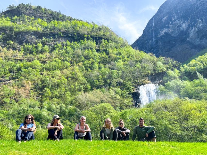 From Flåm: Nærøyfjord 3 Day Kayaking and Camping Tour - Why Nærøyfjord works so well from a kayak