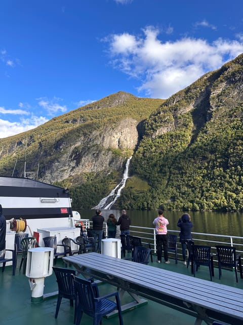 From Geiranger: Dalsnibba & Eagle Road Private Tour & Picnic - Is $292 per person a fair price?