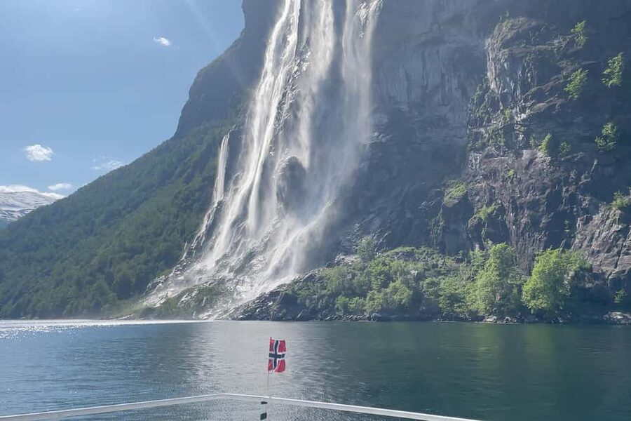 From Geiranger: Geiranger Fjord Tour with Stop in Hellesylt - Why this Geirangerfjord cruise works so well