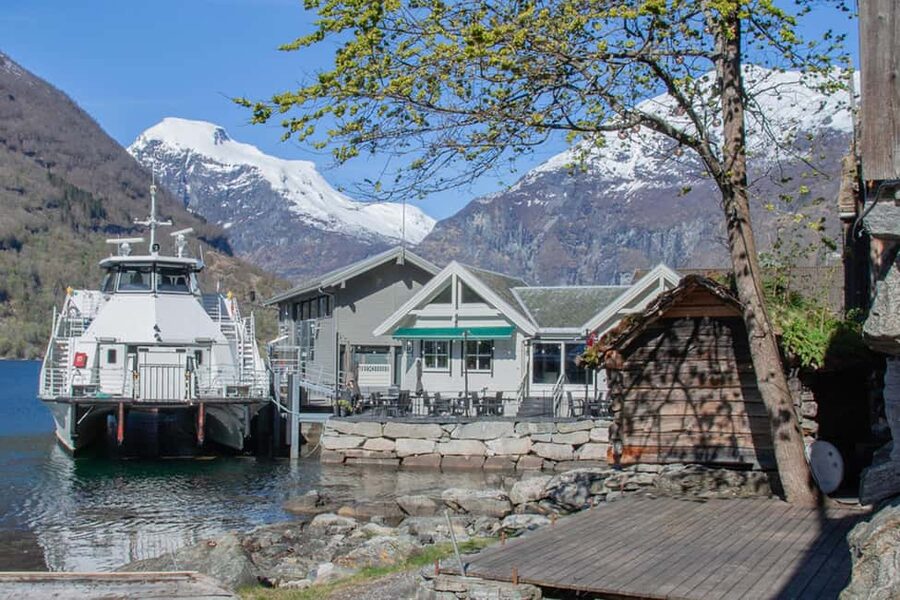 From Geiranger: Geiranger Fjord Tour with Stop in Hellesylt - The first hour through Geirangerfjord