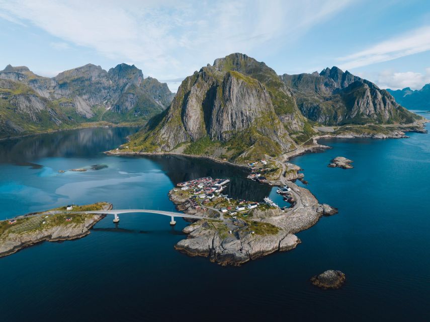 From Svolvær: Best of Lofoten Tour in One Day - One Hour in Nusfjord