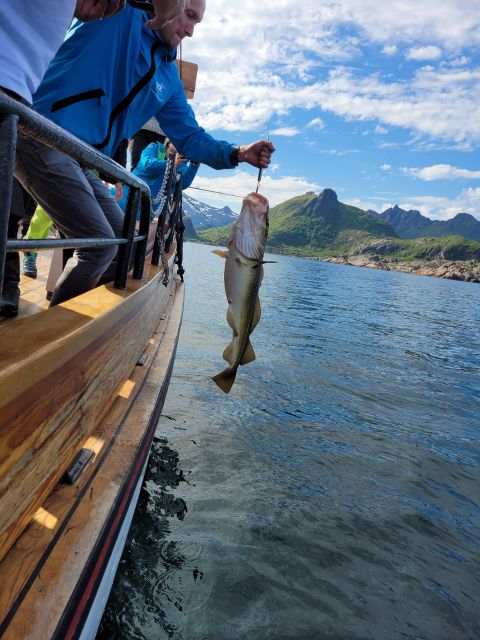 From Svolvaer: Lofoten Fishing Boat Cruise - The first instructions: gear, safety, and technique