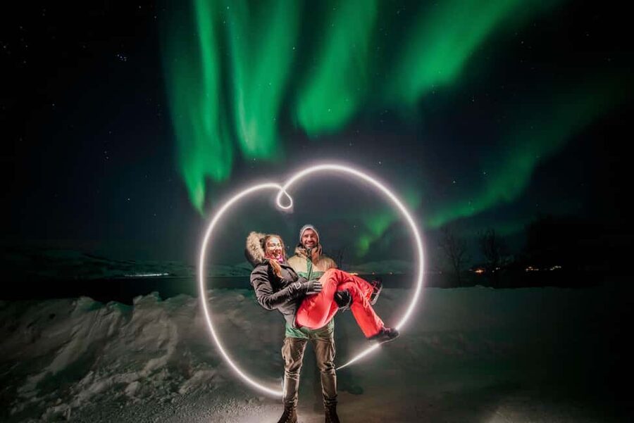 From Tromsø: Aurora Borealis Tour - Meeting outside Scandic The Dock