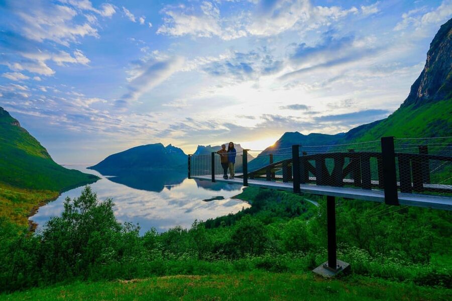 From Tromsø:(Chinese)Senja Day Trip - Why Senja makes a good day trip from Tromsø