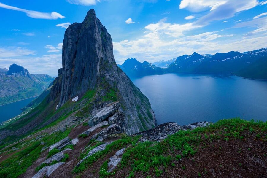 From Tromsø:(Chinese)Senja Day Trip - The 7:00 AM start and the road to Senja