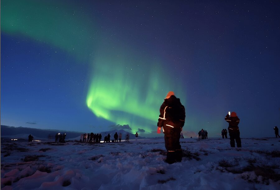 From Tromsø: Northern Lights Tour in Minibus with Photos - Key points to know before booking