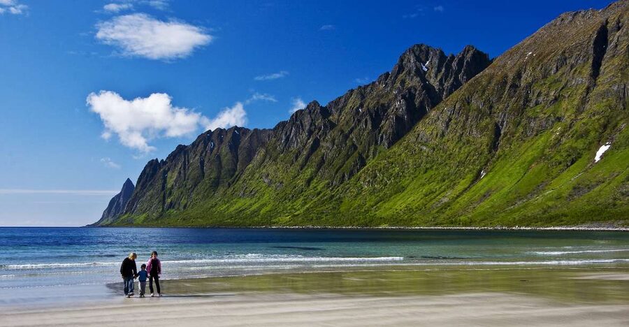 From Tromsø: Self-Guided Fjord Tour to Senja and Local Lunch - Ersfjord Beach and the first Senja views
