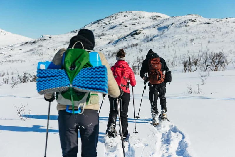 From Tromsø: Snowshoeing Hike with Picnic Lunch and Photos - What to wear and bring to stay comfortable