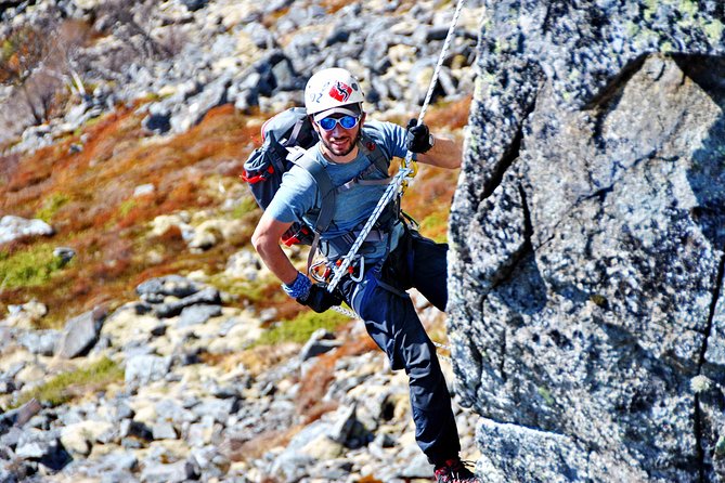 Full Day Combo Kayak and Rappel - Northern Explorer - Why this Lofoten combo works so well