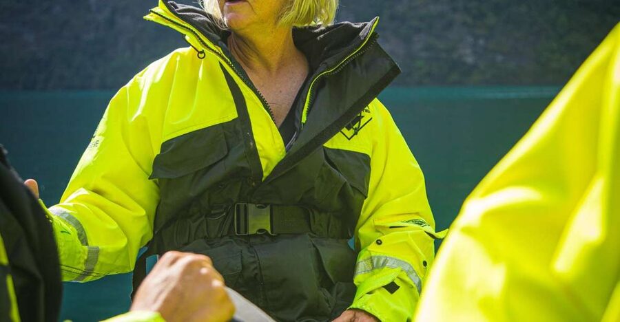Geiranger: Guided Geirangerfjord Boat Tour - Getting ready beside Havila Hotel Geiranger