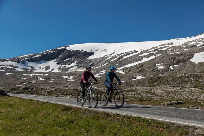 Geiranger: Sky to Fjord Downhill Biking Adventure - Equipment, instructions, and safety
