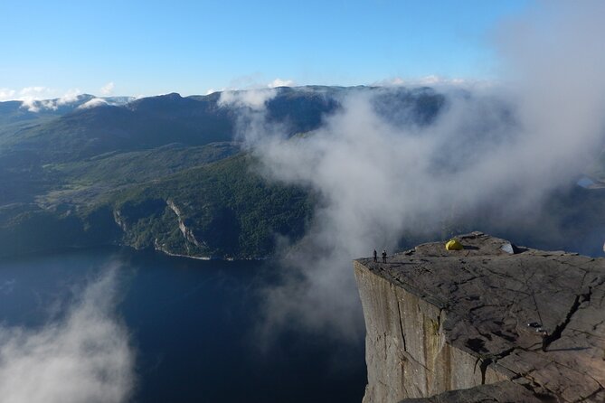 Guided sunrise hike to Pulpit Rock Preikestolen - Who should choose this sunrise hike?