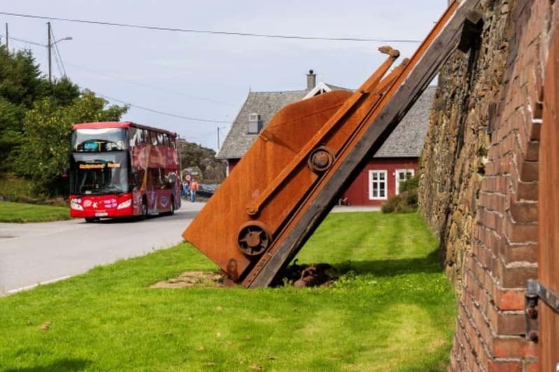 Haugesund: City Sightseeing Hop-On Hop-Off Bus Tour - Avaldsnes, where Viking power takes center stage