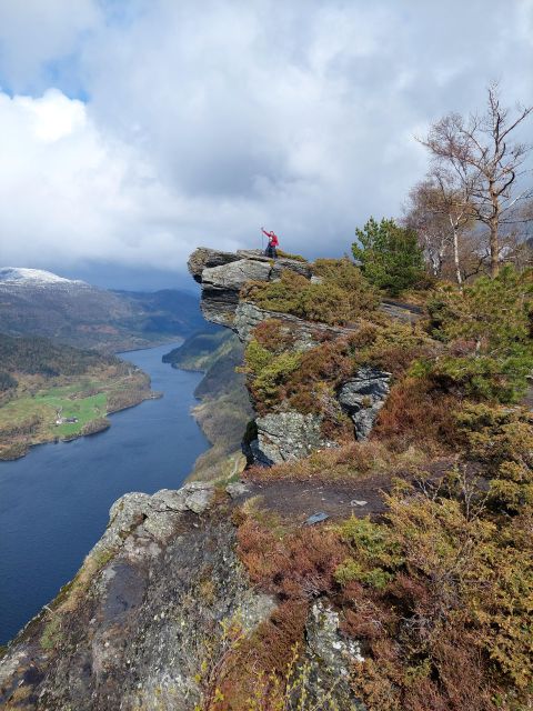 Haugesund: Himakånå Guided Hiking Trip - The real challenge begins before the viewpoint