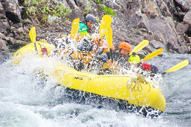 High Adrenaline Rafting in Dagali near Geilo in Norway - The equipment and the cold-water question