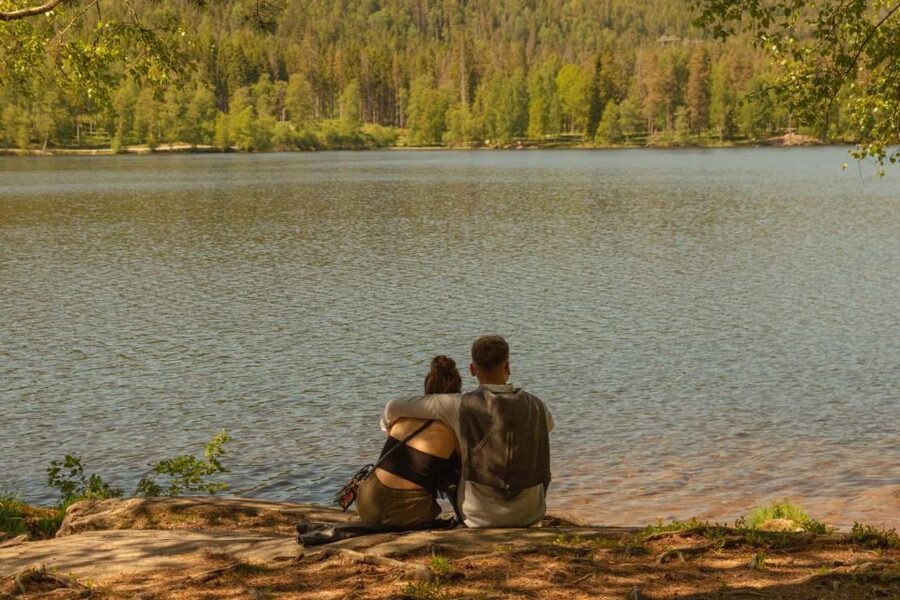 Lake walk and campfire - Key points to know before you book