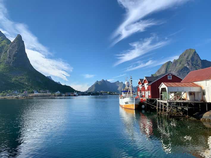Leknes: 4 Hours Private Exclusive Car Sightseeing in Lofoten - Haukland Beach and the first taste of the coast