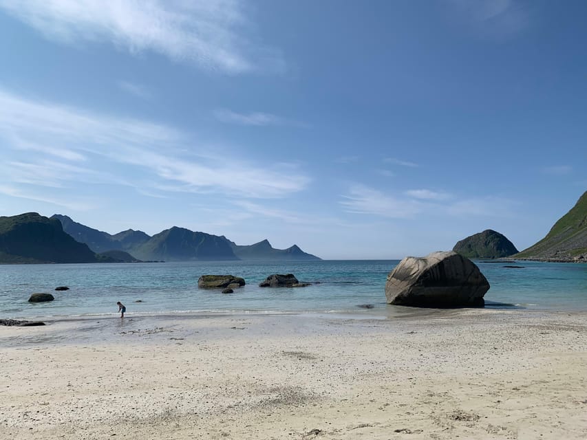 Leknes: 4 Hours Private Exclusive Car Sightseeing in Lofoten - Reine and the famous Lofoten peaks
