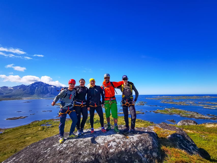 Lofoten: Full Day Combo tour, (kayaking and rappelling) - Who should book this day?