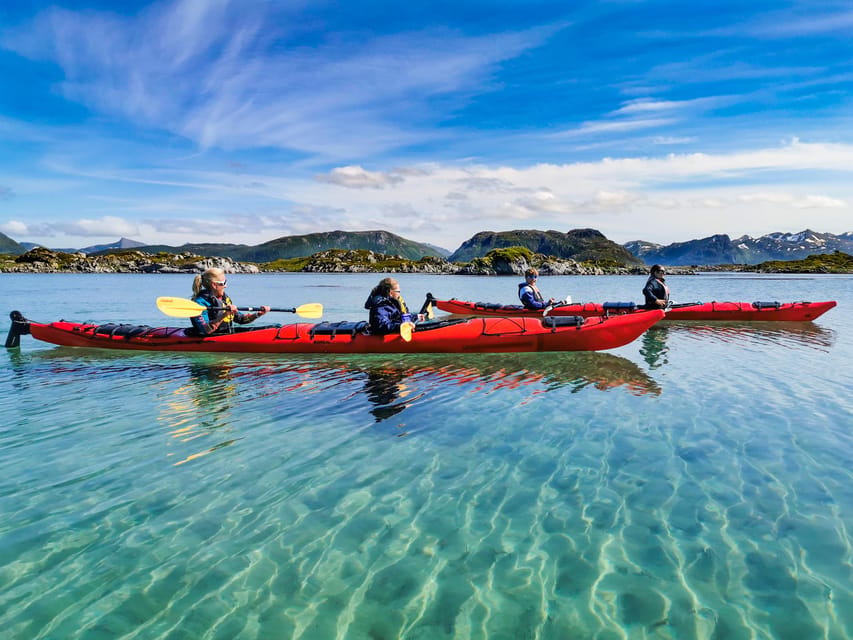 Lofoten: Full Day Combo tour, (kayaking and rappelling) - A short hike with a big view