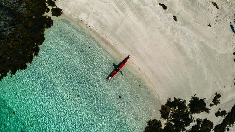 Lofoten: Guided Kayak Experience - Meeting at Sjømannsgata 5 in Svolvær