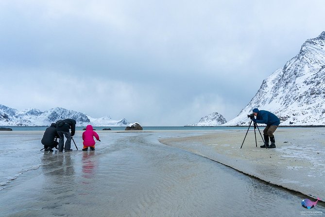 Lofoten Highlights Photo Tour - Henningsvær & Haukland - Henningsvær gives you an hour to explore