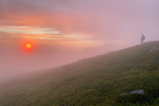 Lofoten Islands: Hiking Into the Wilderness - A 3 to 4 hour route with one clear goal