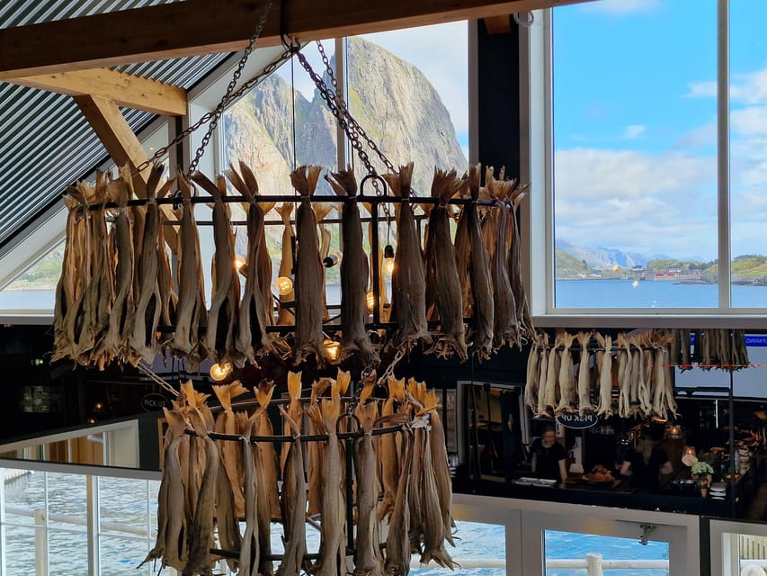 Lofoten: Reine, Hamnøy, and Skariskøya Photo Tour - The guides make the difference