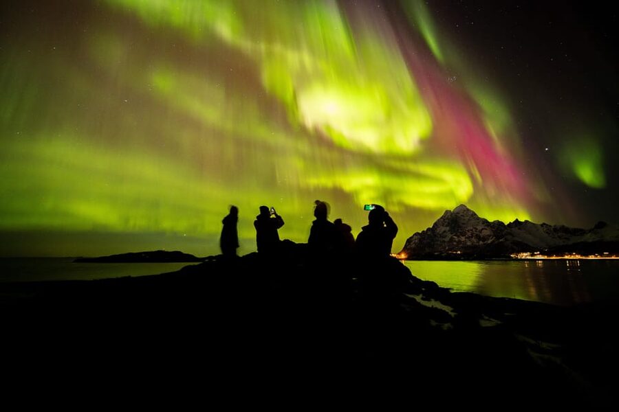 Lofoten: The Aurora Jæger – Northern Lights Hunt with Local - The drive toward Moskenesøya