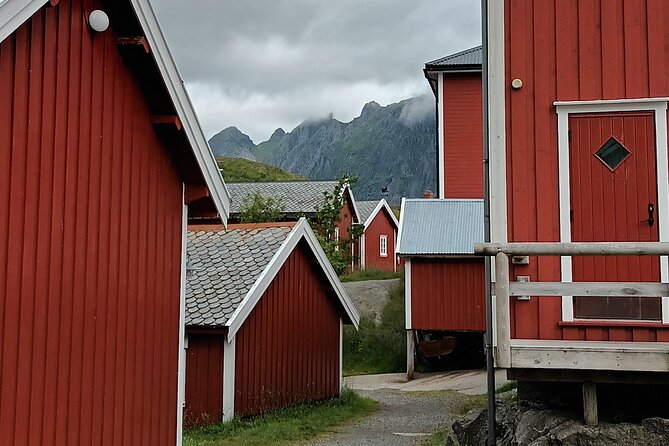 Lofoten VIP PRIVATE Tour from Leknes city / port - Hamnøy delivers the famous red cabins