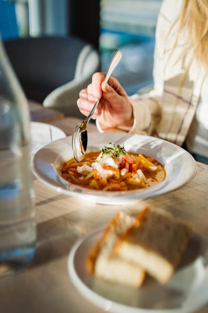 Lyngen: Snowmobile Safari with Lunch in seaside Restaurant - Is $293 good value?