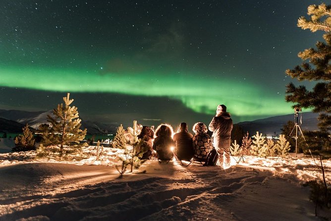 Minibus Northern Lights Chase with Photography from Tromsø - What the Tromsø fjords stop really means