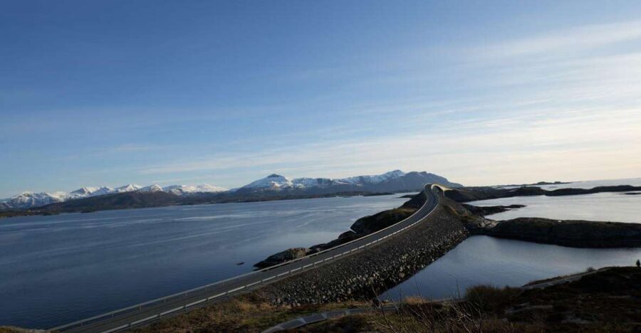 Molde: Atlantic Ocean Road and Tour of Bud Fishing Village - Starting at the correct Molde pier