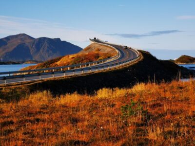 Atlantic Ocean Road & Varden Audio Guide Bus Tour