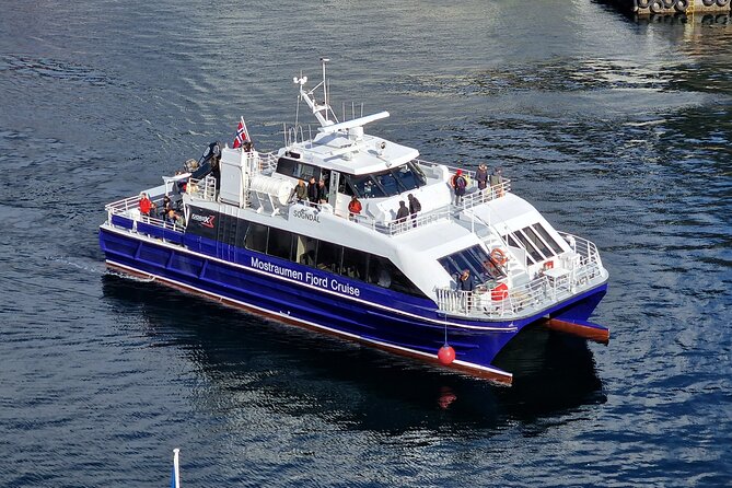 Mostraumen Fjord Cruise - the local operator - The approach to Mostraumen