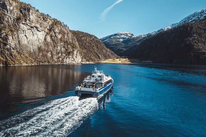 Mostraumen Fjord Cruise - the local operator - What the boat is like for a four-hour ride