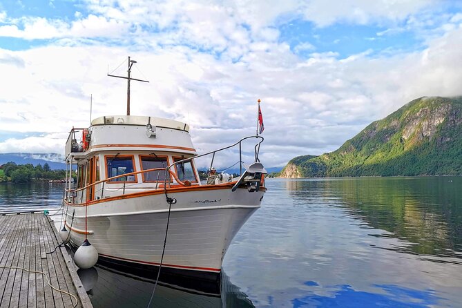 Mostraumen Private Pontoon Cruise - What you see at Molvikagrendi