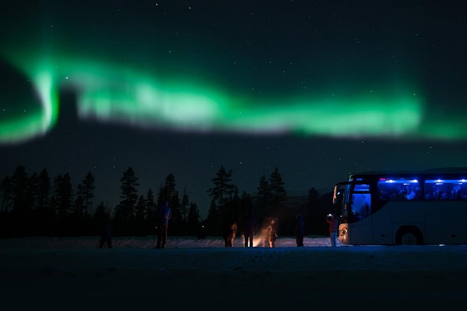 Northern Lights Big Bus Chase with Chasing Lights - What the big bus adds, and what it cannot do