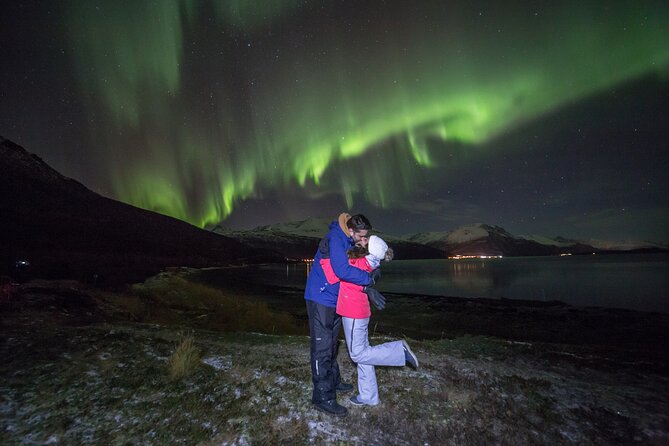 Northern Lights Big Bus Chase with Free Photos - Campfires, Hot Chocolate, and the Waiting Game