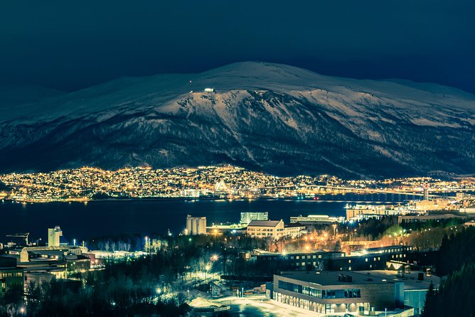 Northern lights cable car excursion - Guide, Group Size, and Evening Pace