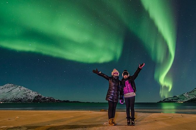 Northern Lights Chase with Photography from Tromsø - Meeting in central Tromsø at Roald Amundsens plass