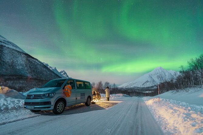 Northern Lights Hunt with The Green Adventure - photos included - Finding a dark place to watch