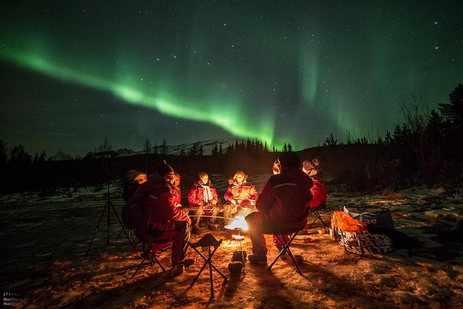 Northern Lights tour - All inclusive - Northern Horizon - Photos that preserve the night