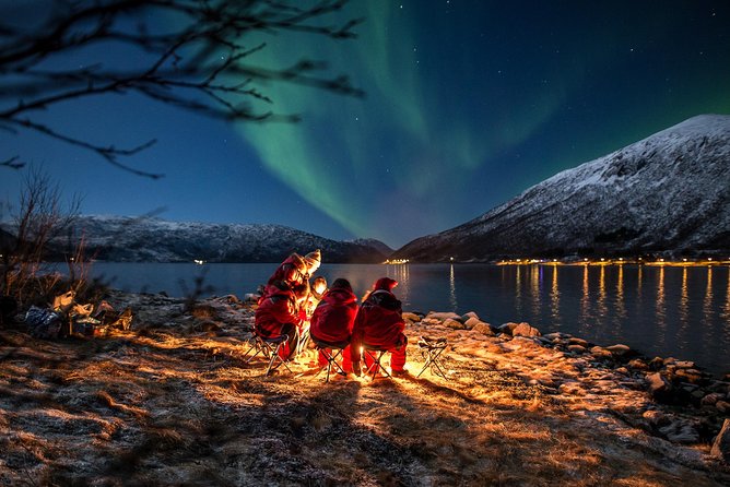 Northern Lights Tour from Tromsø - Meeting at Magic Ice Bar and settling into the van