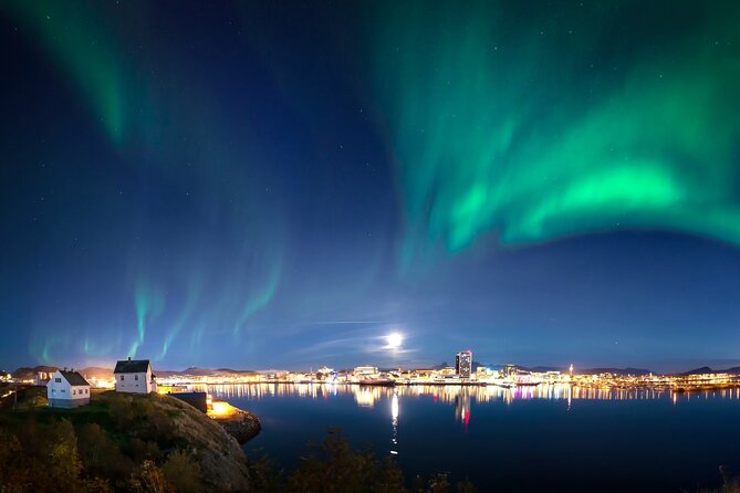 Northern Lights Tours Bodo Norway - Meeting in central Bodø at 7 p.m.